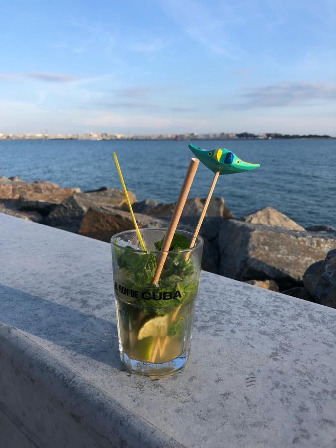 Les Pois Sont Verts لا روشيل المظهر الخارجي الصورة